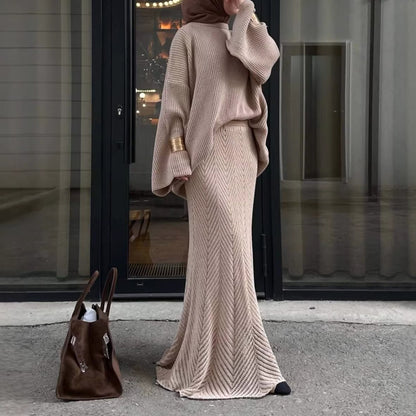 Kadın Bej Triko Kazak Etek Takım – Oversize Örgü Kazak ve Balık Model Maxi Etek