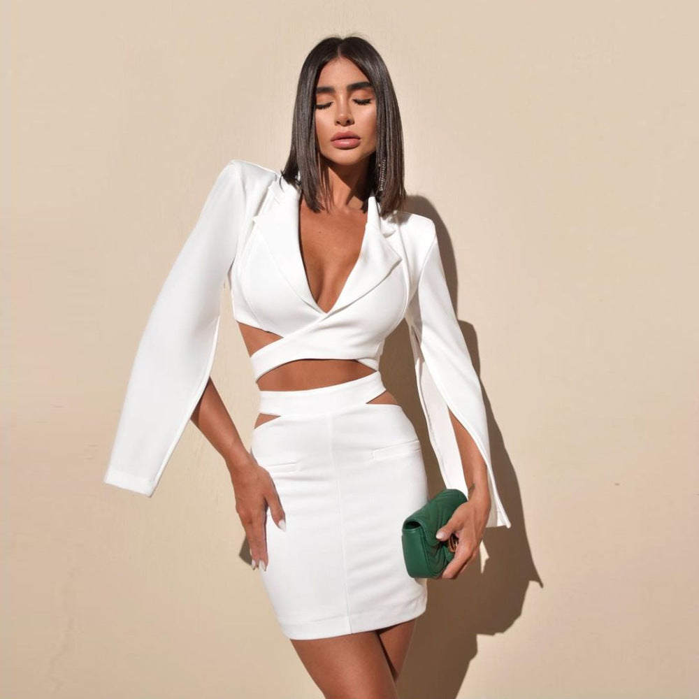 Güçlü Silüet ve Modern Cut-Out Detayli Ikili Takim