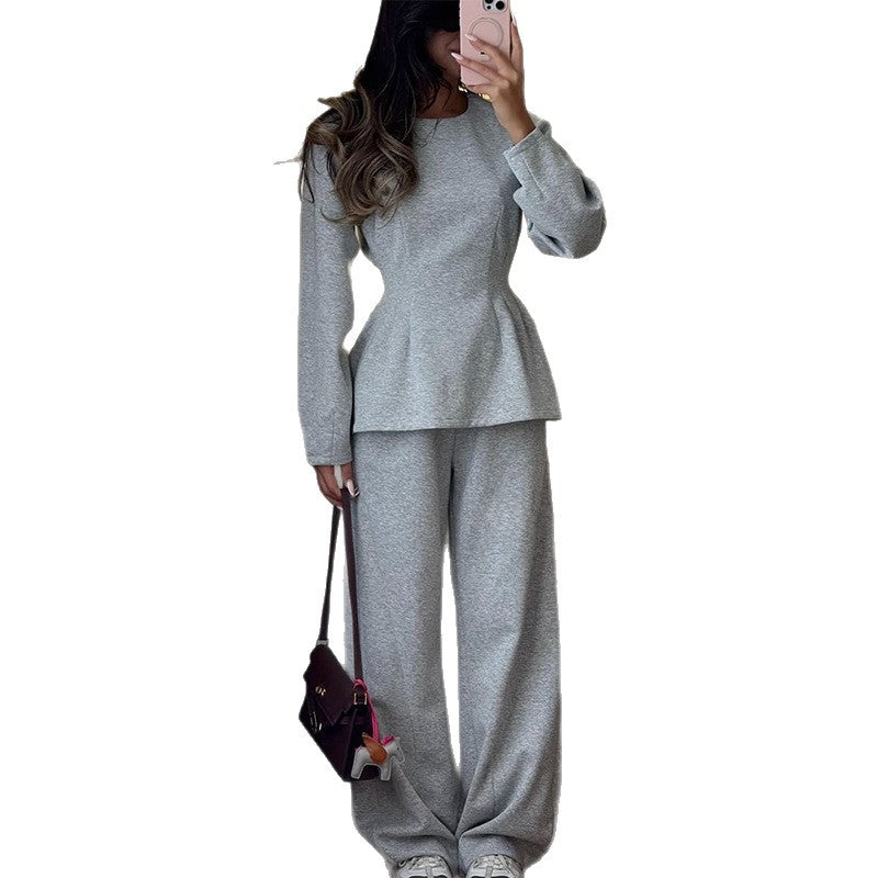 Kadın Triko Yakalı Uzun Kollu Bluz ve Geniş Paça Pantolon Takımı