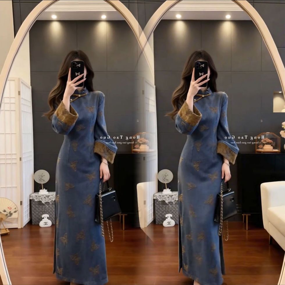 Kadın Lacivert Jakarlı Cheongsam Elbise – Uzun Kollu, Dar Kesim, Yırtmaçlı Retro Maxi Elbise