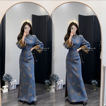 Kadın Lacivert Jakarlı Cheongsam Elbise – Uzun Kollu, Dar Kesim, Yırtmaçlı Retro Maxi Elbise