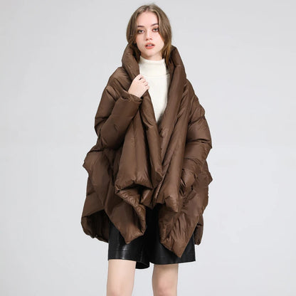 Kadın Şal Kesimli Kapüşonlu Şişme Mont – Kaz Tüyü Dolgulu, Asimetrik Oversize Parka