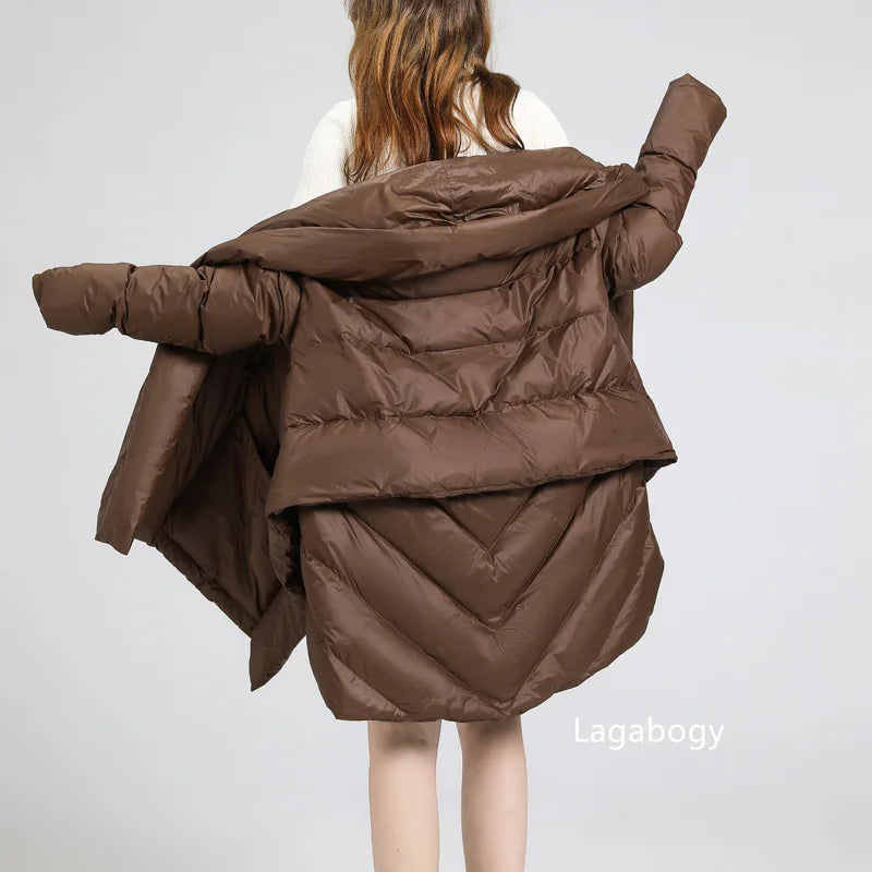 Kadın Şal Kesimli Kapüşonlu Şişme Mont – Kaz Tüyü Dolgulu, Asimetrik Oversize Parka