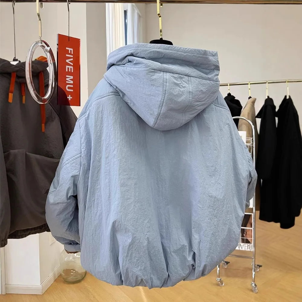 Açık mavi çocuk parka mont arkadan görünüm