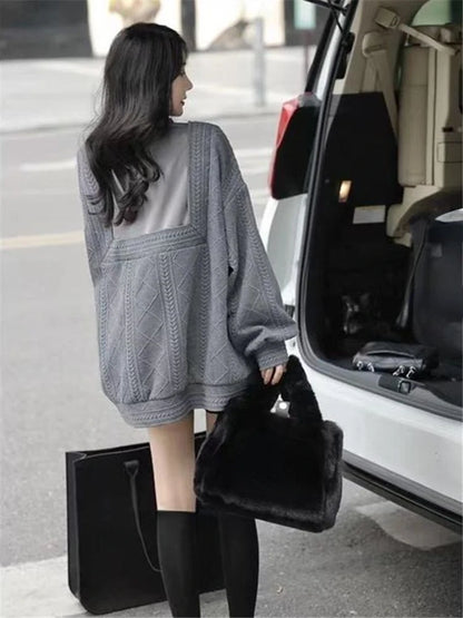 Kadın Gömlek Yakalı Oversize Sweatshirt – Kravat Detaylı, Katmanlı Görünüm Bol Kesim