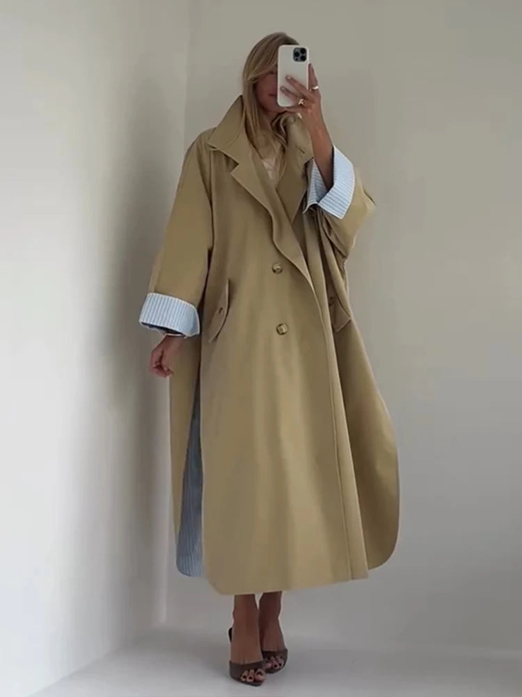 Kadın Yüksek Yakalı Kemerli Uzun Trençkot – Kruvaze, Büzgü Omuzlu Oversize Palto